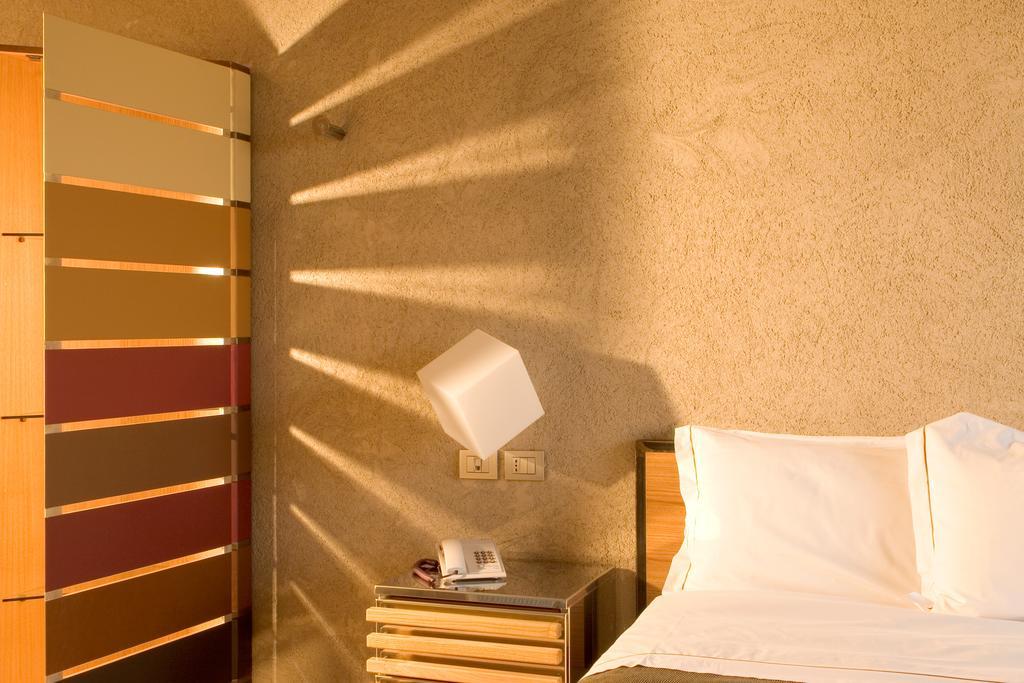 Albergo Cantine Ascheri Bra Exterior photo